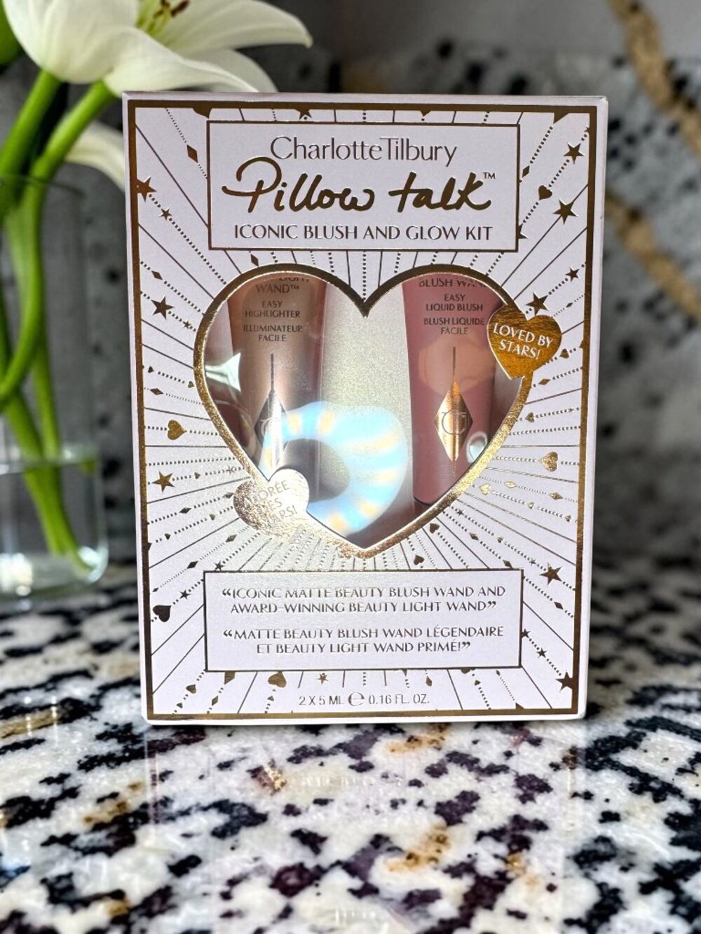 Charlotte Tilbury Pillow Talk Iconic Blush and Glow Kit